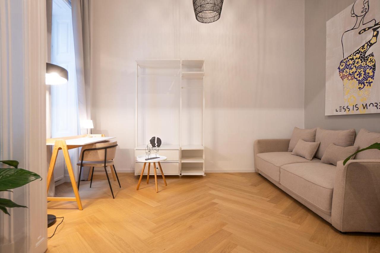 Spacious 110М2 Flat In The City Center Wiedeń Zewnętrze zdjęcie