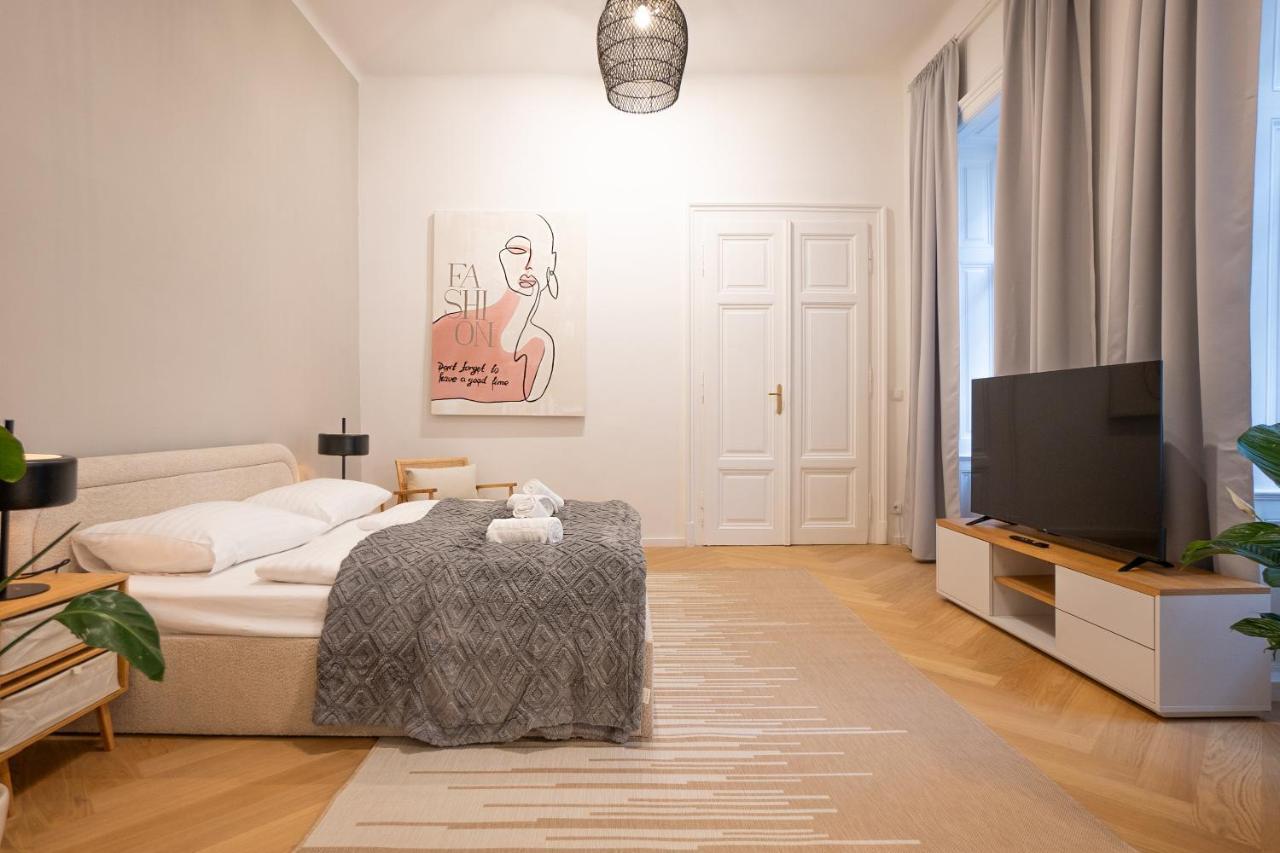 Spacious 110М2 Flat In The City Center Wiedeń Zewnętrze zdjęcie
