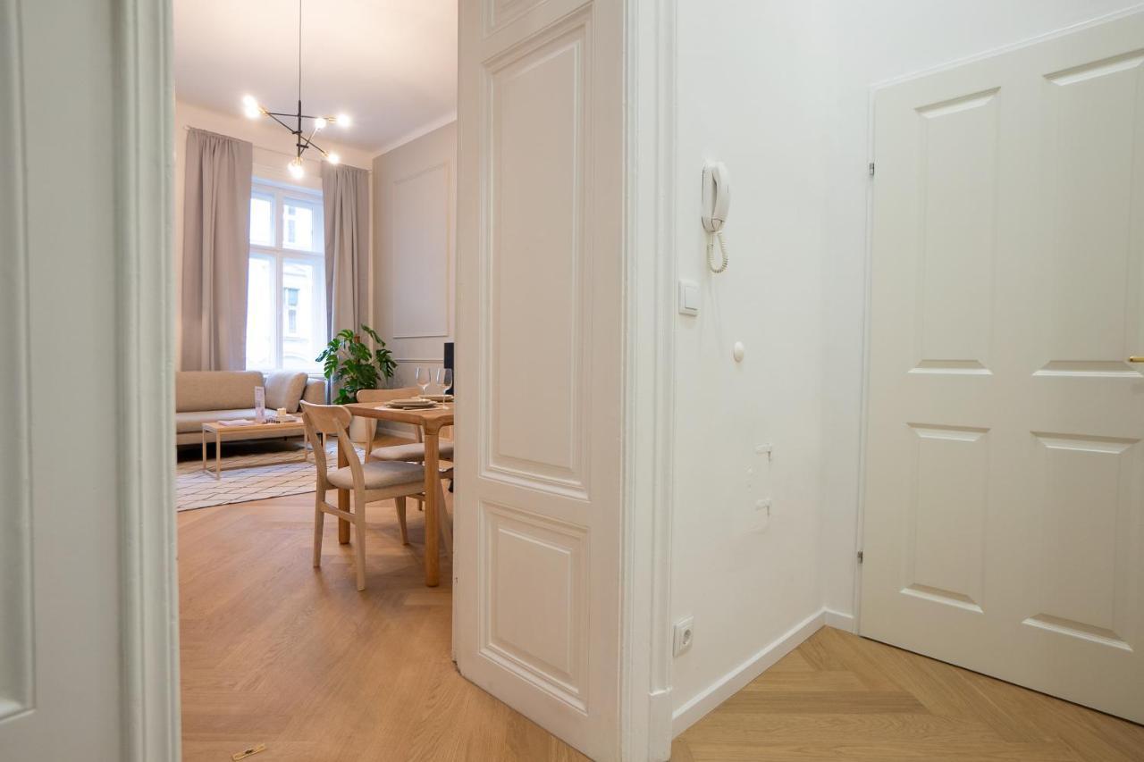 Spacious 110М2 Flat In The City Center Wiedeń Zewnętrze zdjęcie