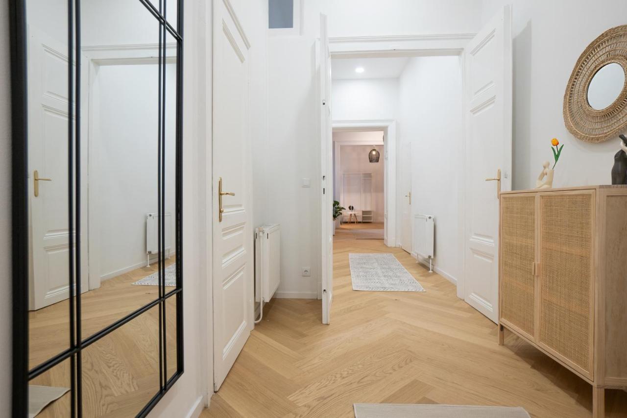 Spacious 110М2 Flat In The City Center Wiedeń Zewnętrze zdjęcie