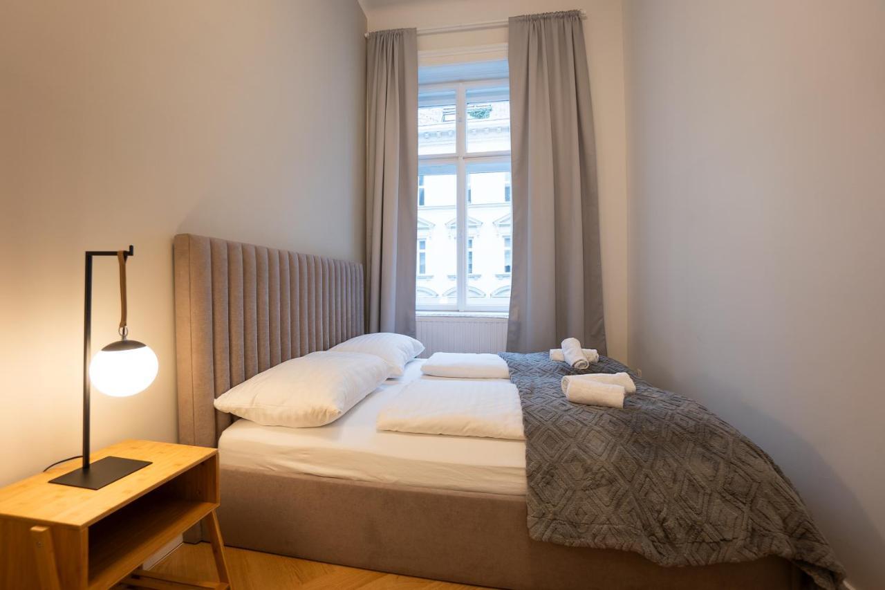 Spacious 110М2 Flat In The City Center Wiedeń Zewnętrze zdjęcie