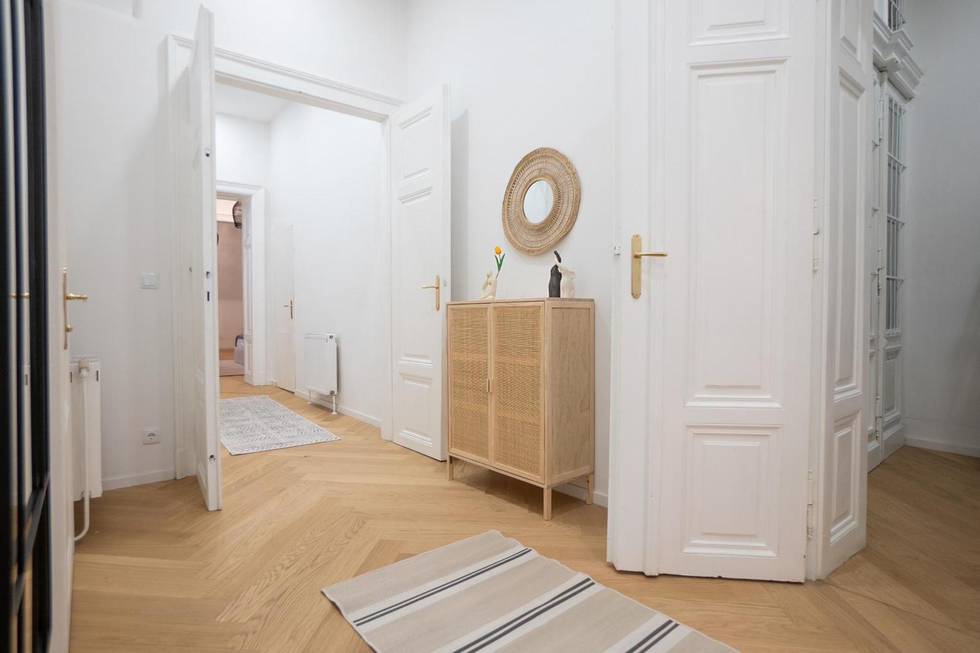 Spacious 110М2 Flat In The City Center Wiedeń Zewnętrze zdjęcie
