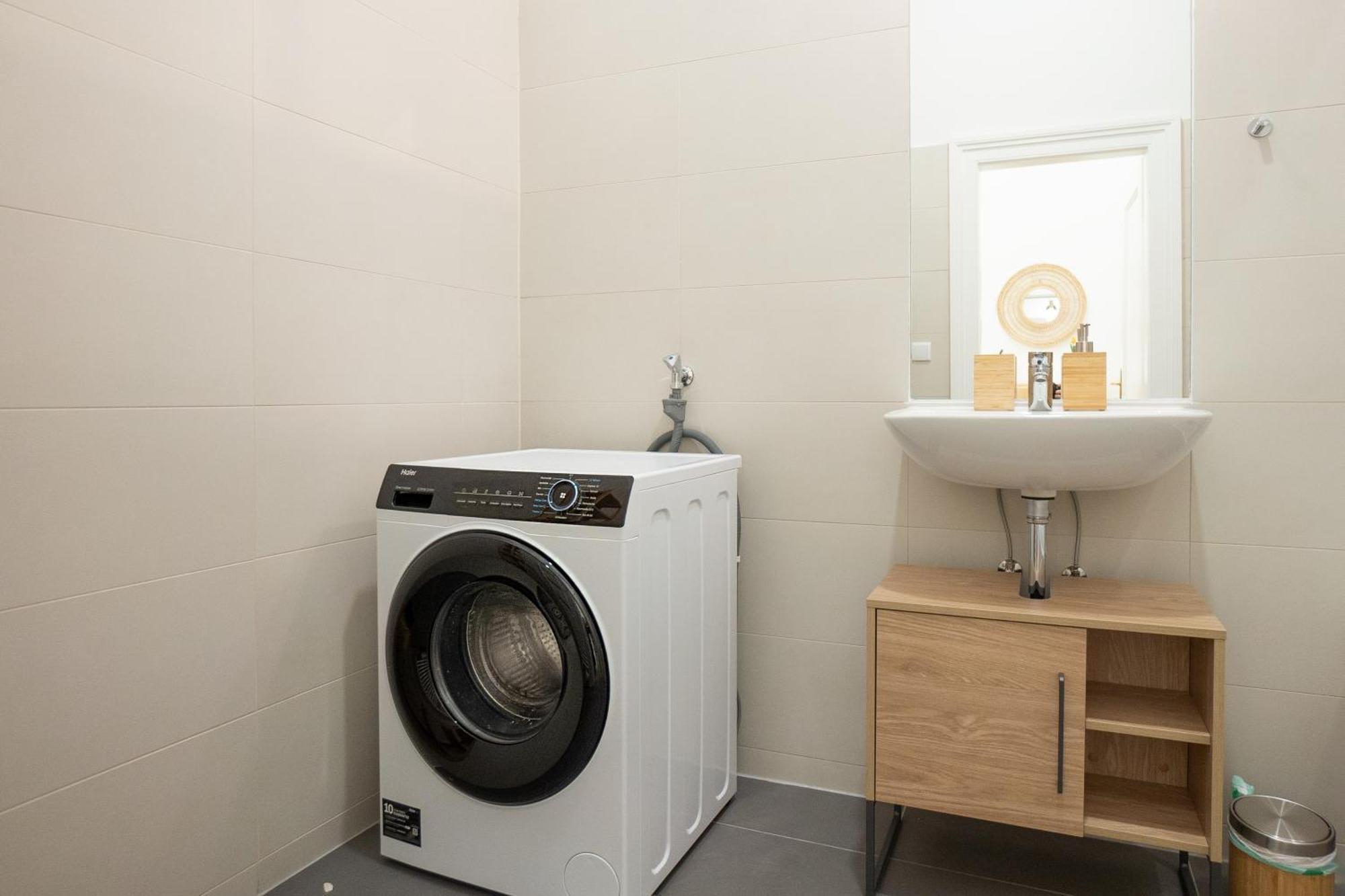 Spacious 110М2 Flat In The City Center Wiedeń Zewnętrze zdjęcie